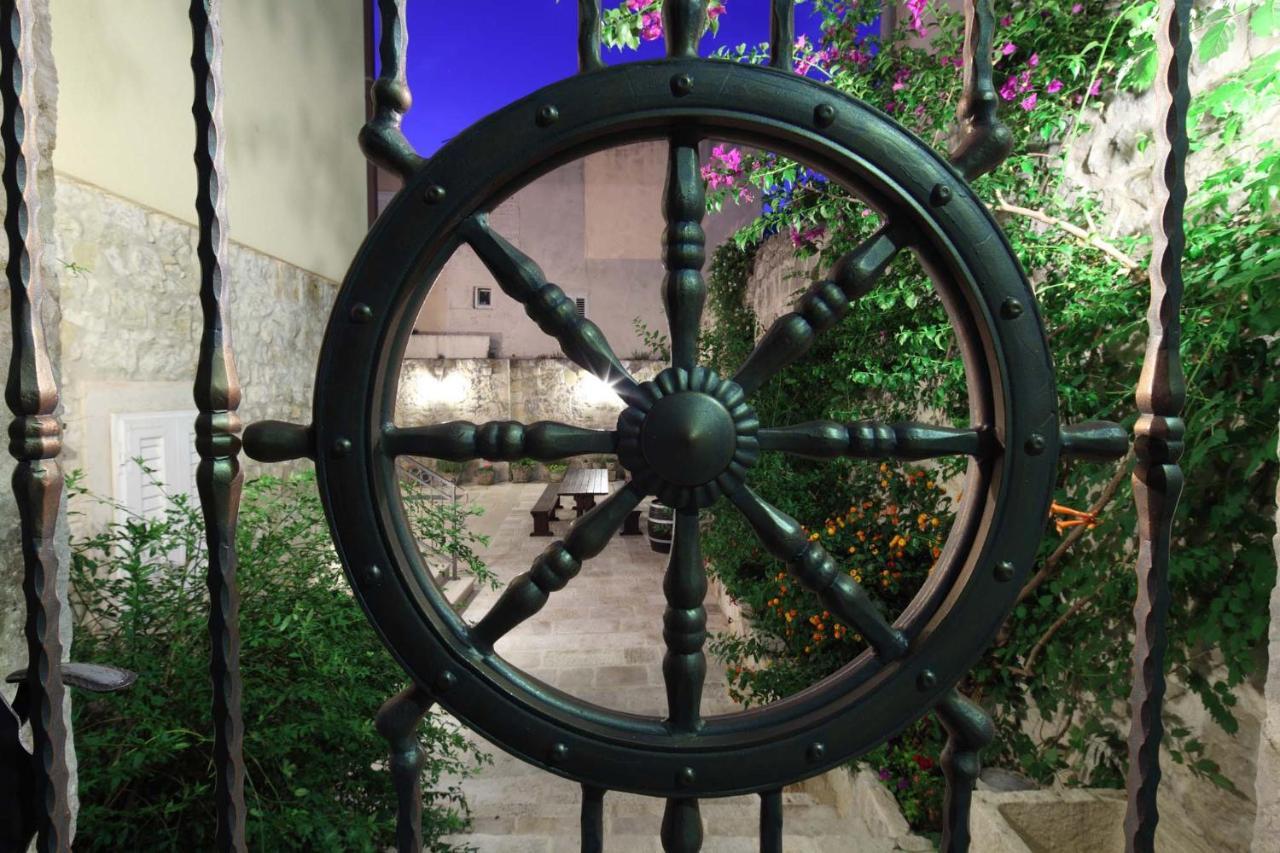 Old Town Studio Apartments Makarska Eksteriør billede