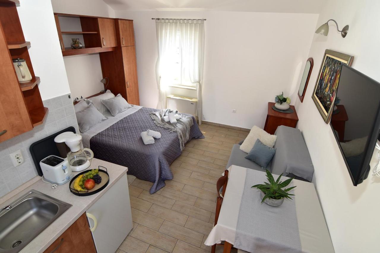 Old Town Studio Apartments Makarska Eksteriør billede