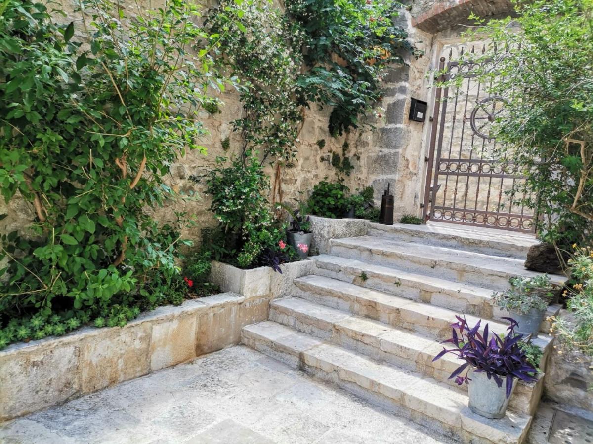Old Town Studio Apartments Makarska Eksteriør billede